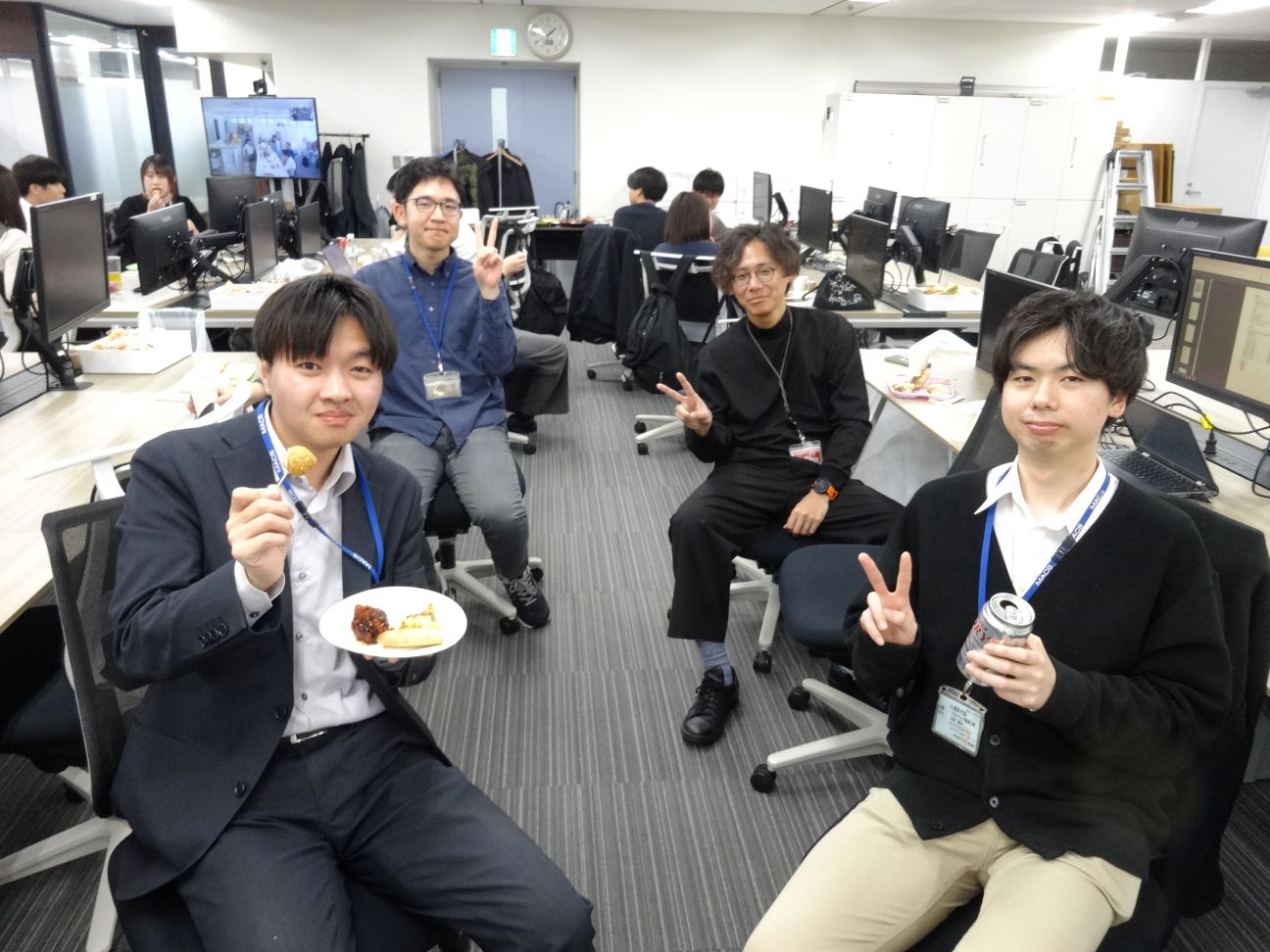 納会